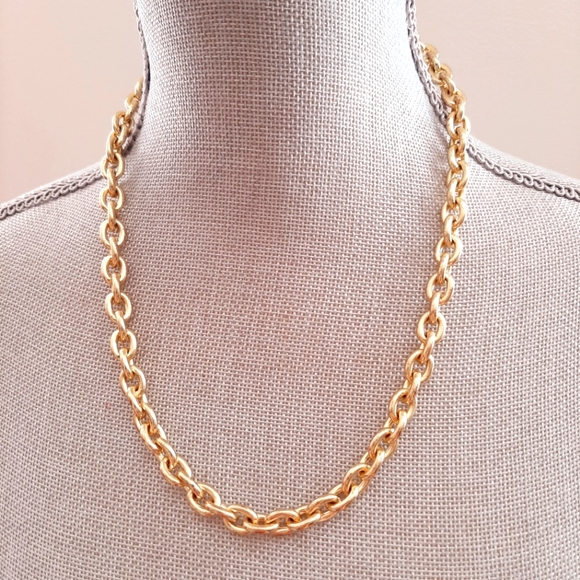 Gold Chunky Chain Necklace - Picture 1 of 4